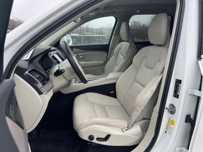 2023 Volvo XC90 B5 Plus