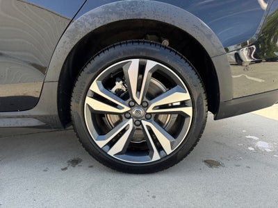 2025 Volvo V60 Cross Country Plus, B5 AWD Gas (mild hybrid)
