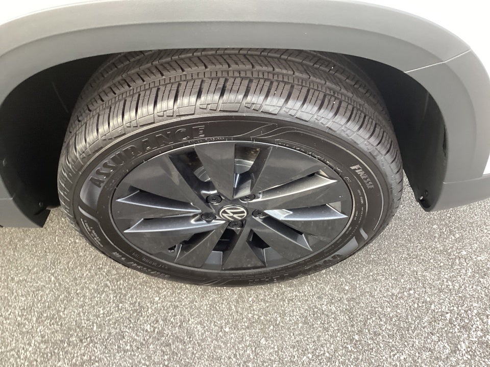 2024 Volkswagen Taos S