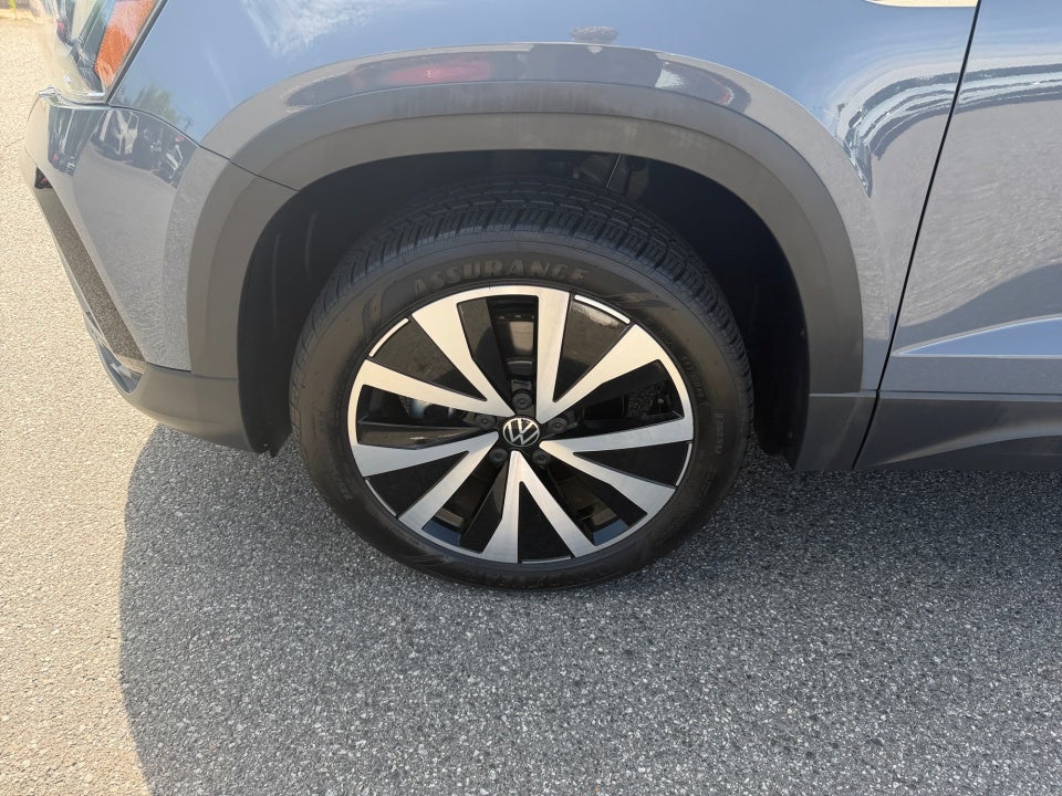 2023 Volkswagen Taos SE