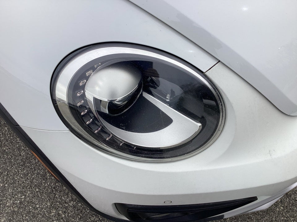 2018 Volkswagen Beetle 2.0T Dune