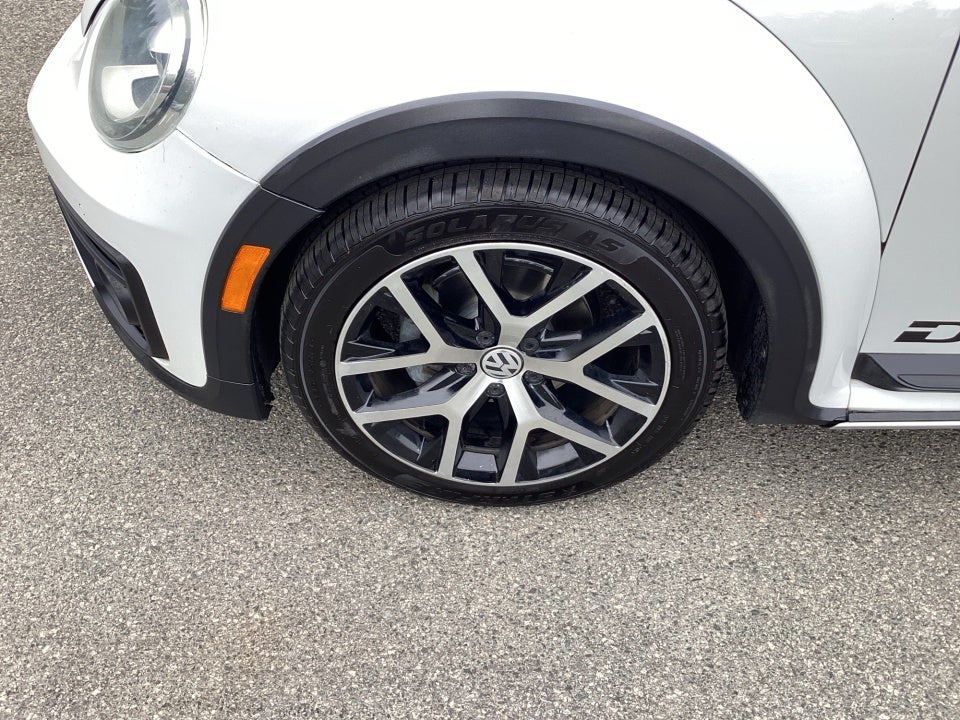 2018 Volkswagen Beetle 2.0T Dune