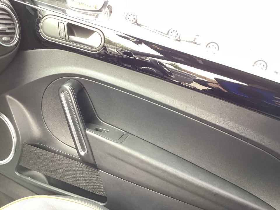 2018 Volkswagen Beetle 2.0T Dune