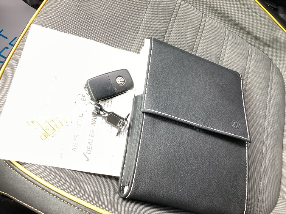 2018 Volkswagen Beetle 2.0T Dune