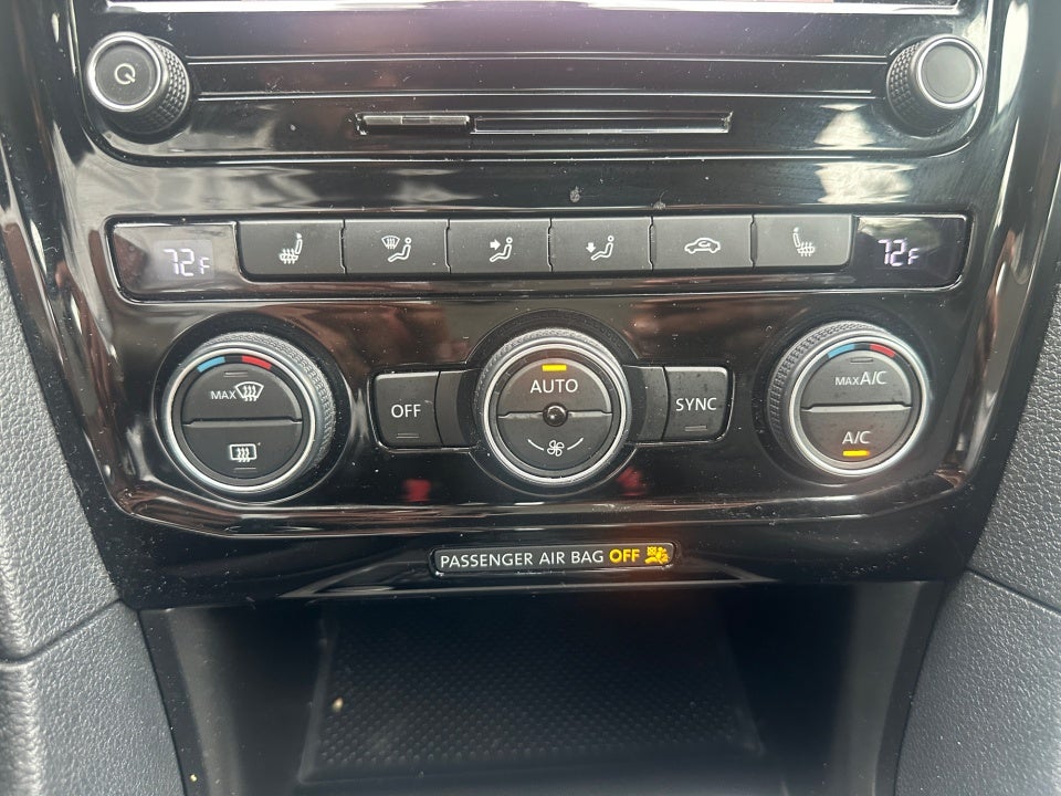 2021 Volkswagen Passat 2.0T R-Line