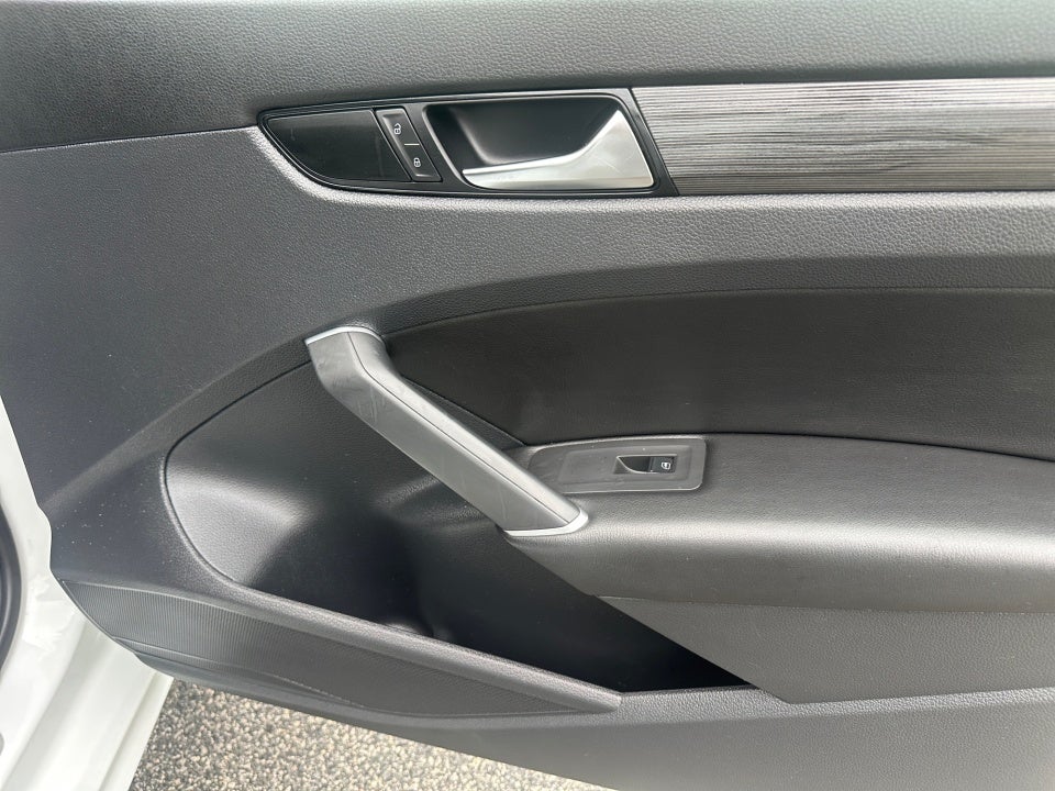 2021 Volkswagen Passat 2.0T R-Line