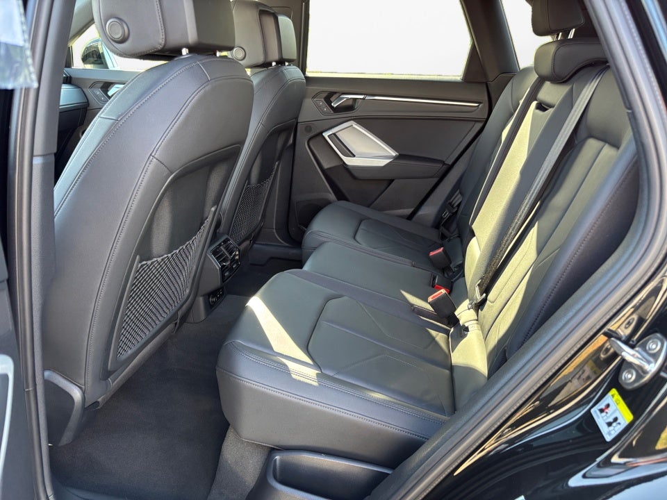 2022 Audi Q3 Premium 45 TFSI S line quattro Tiptronic