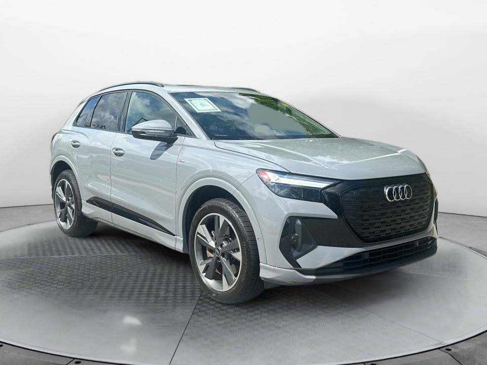 2024 Audi Q4 e-tron Premium Plus
