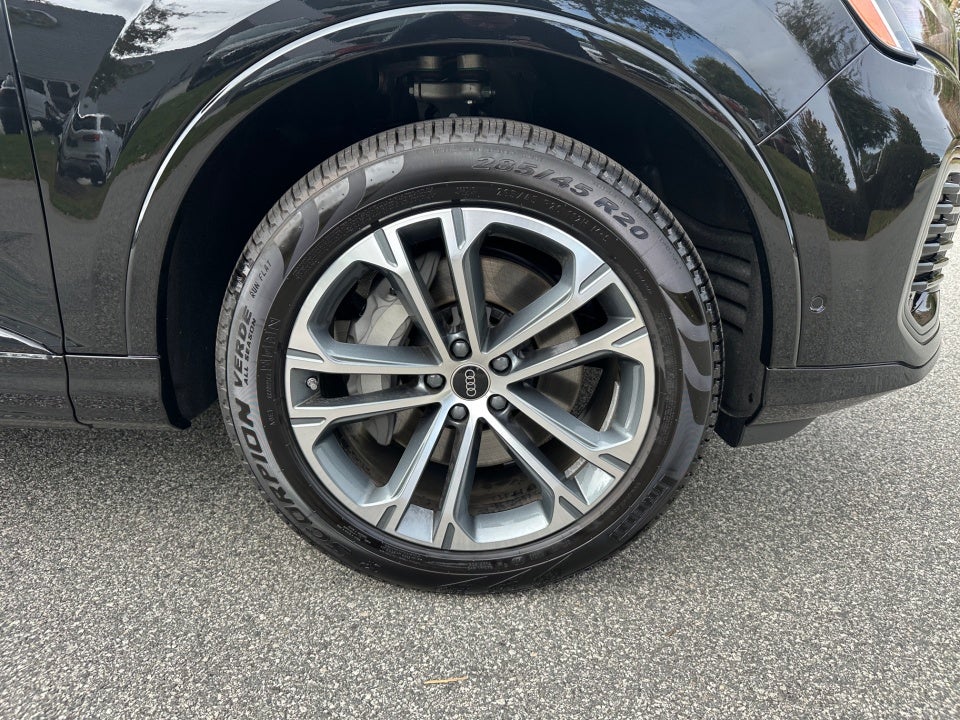 2025 Audi Q7 Premium Plus