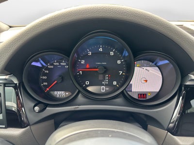 2021 Porsche Macan AWD