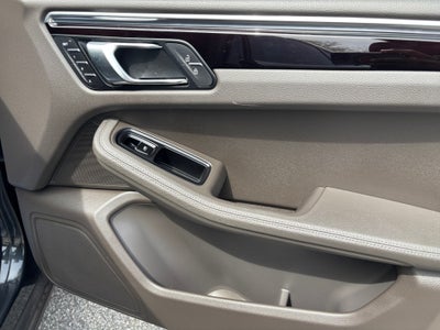 2021 Porsche Macan AWD