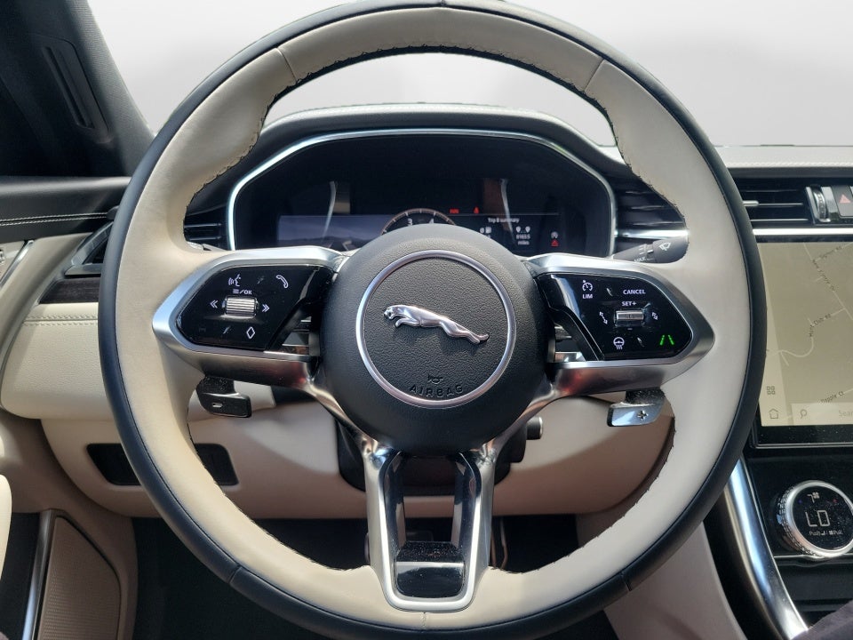 2024 Jaguar XF R-Dynamic SE