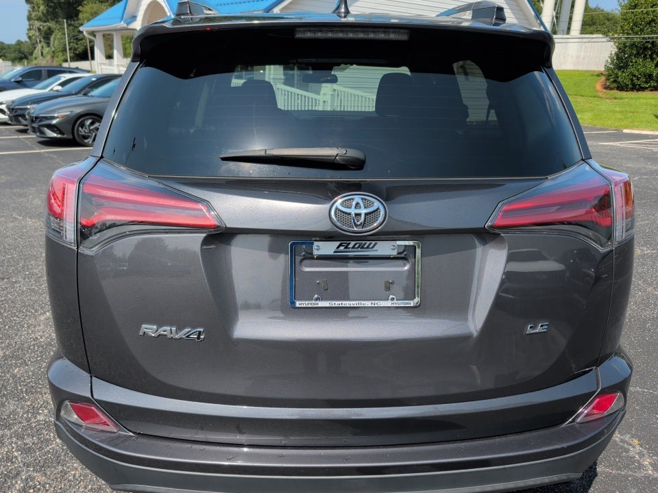 2017 Toyota RAV4 LE
