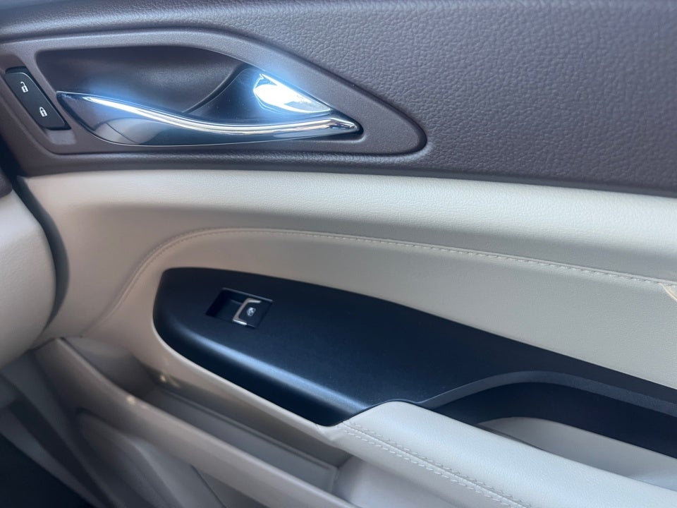 2016 Cadillac SRX Luxury Collection