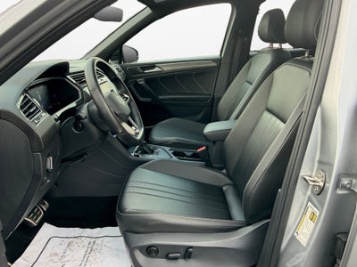 2022 Volkswagen Tiguan SE R-Line Black