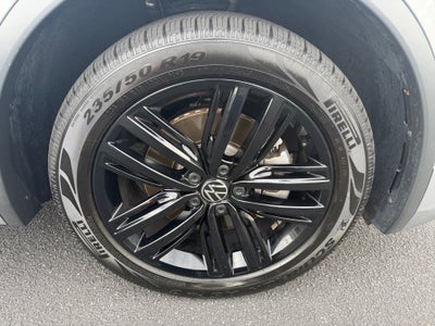 2022 Volkswagen Tiguan SE R-Line Black