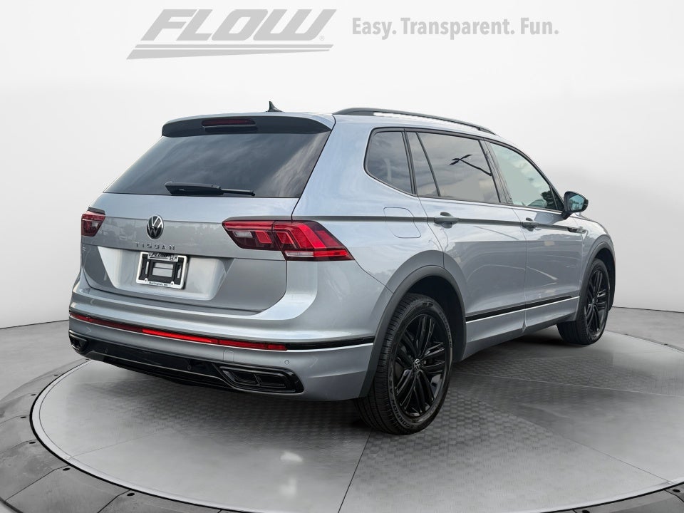 2022 Volkswagen Tiguan SE R-Line Black