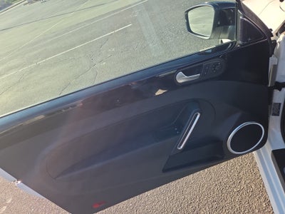 2012 Volkswagen Beetle 2.0T Turbo w/Sound/Nav PZEV