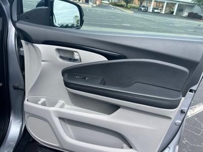 2021 Honda Pilot 2WD Touring 8 Passenger