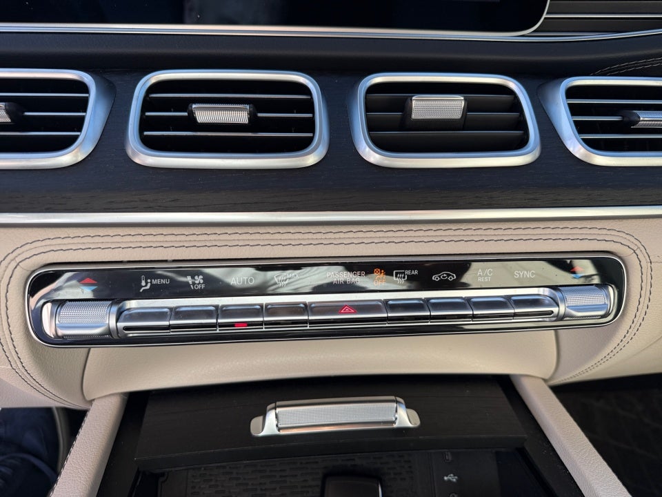 2025 Mercedes-Benz GLS 450 4MATIC®