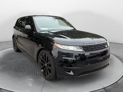 2025 Land Rover Range Rover Sport SE