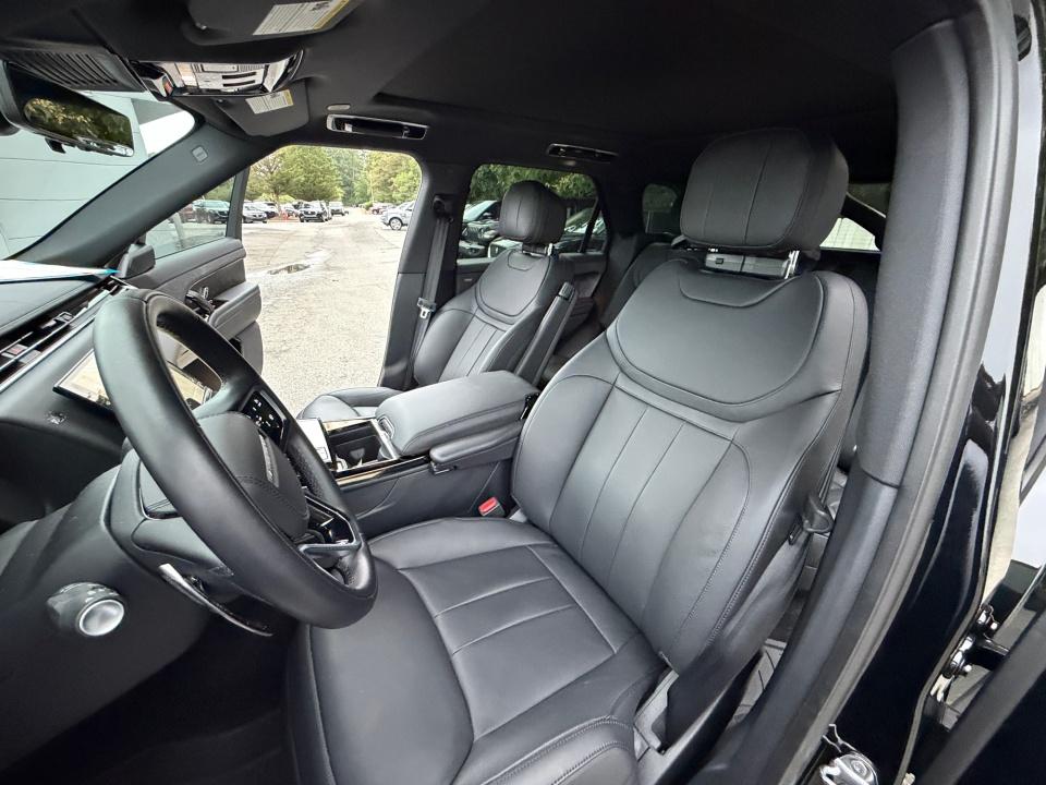 2025 Land Rover Range Rover Sport SE