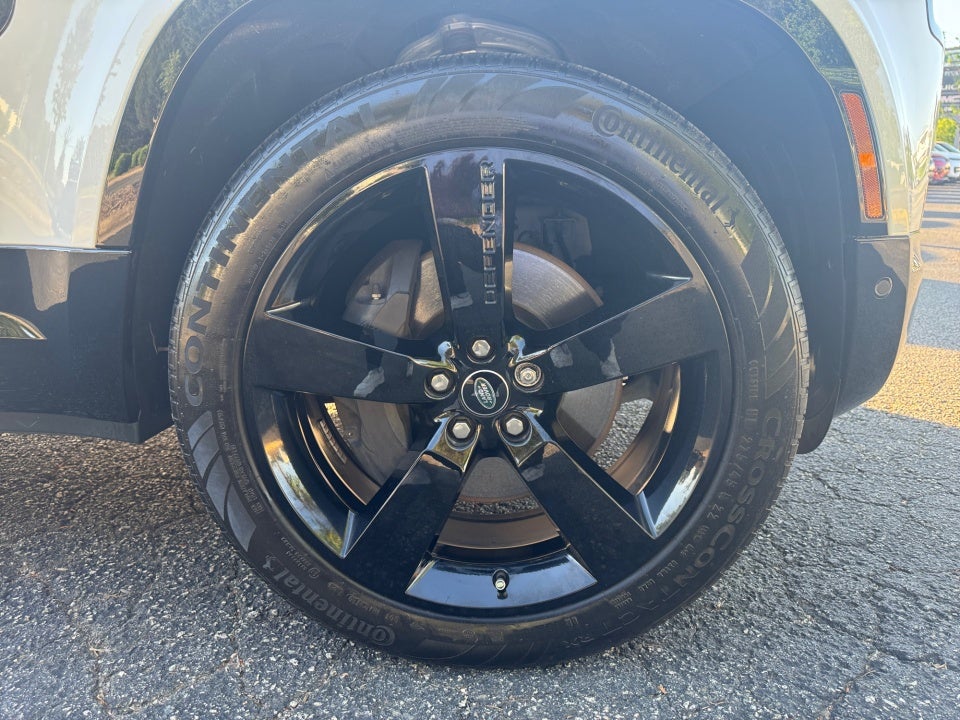 2023 Land Rover Defender 110 X-Dynamic SE