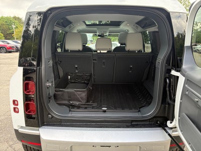 2025 Land Rover Defender 110 P400 S