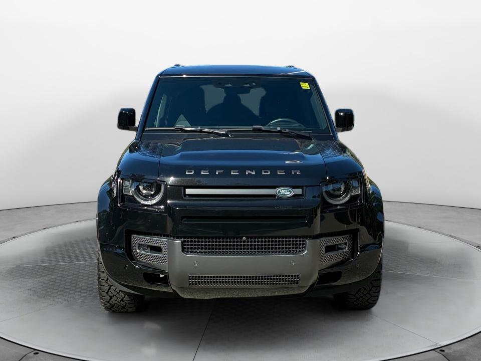 2024 Land Rover Defender Outbound
