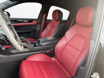 2024 Porsche Cayenne Coupe Base