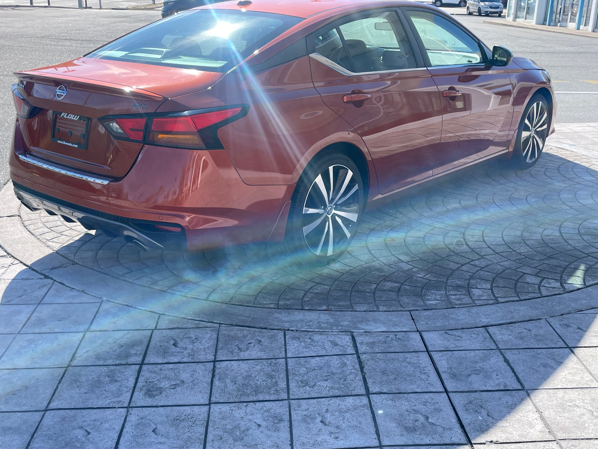 2022 Nissan Altima SR FWD