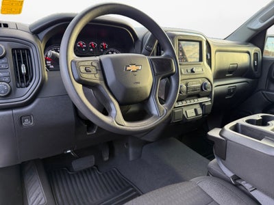 2022 Chevrolet Silverado 1500 4WD Crew Cab Short Bed Custom