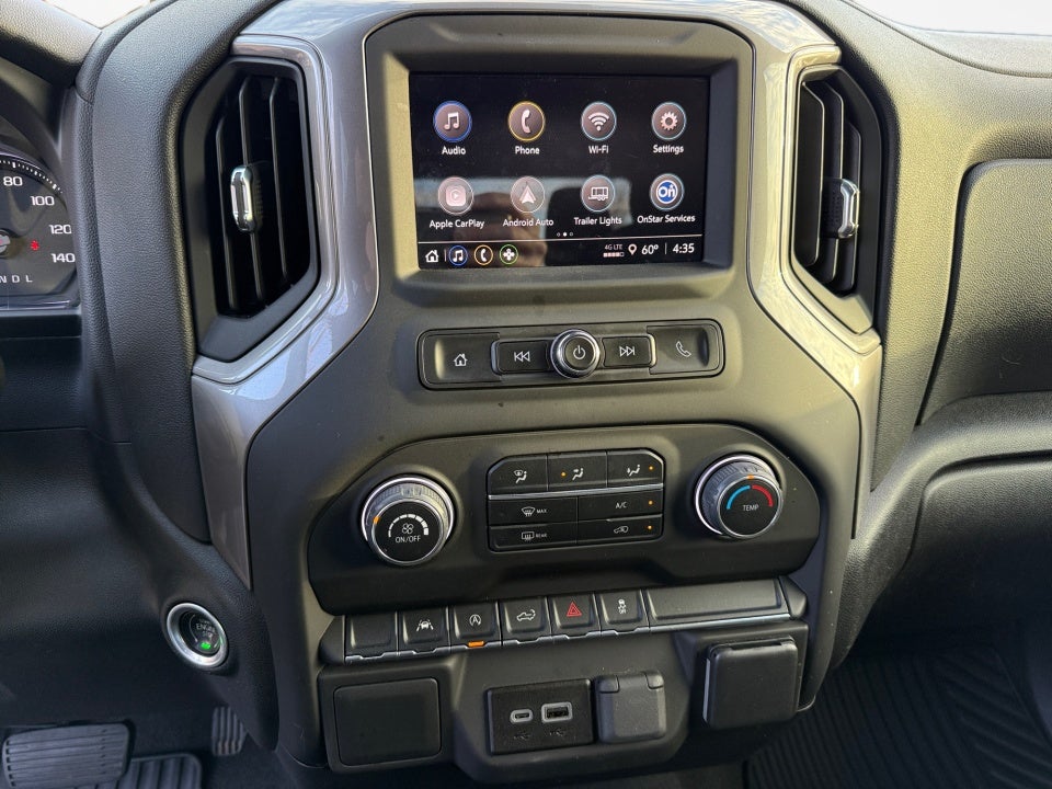 2022 Chevrolet Silverado 1500 4WD Crew Cab Short Bed Custom