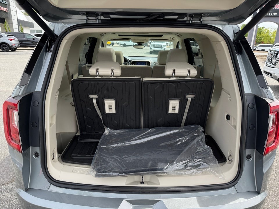 2023 GMC Acadia AWD Denali