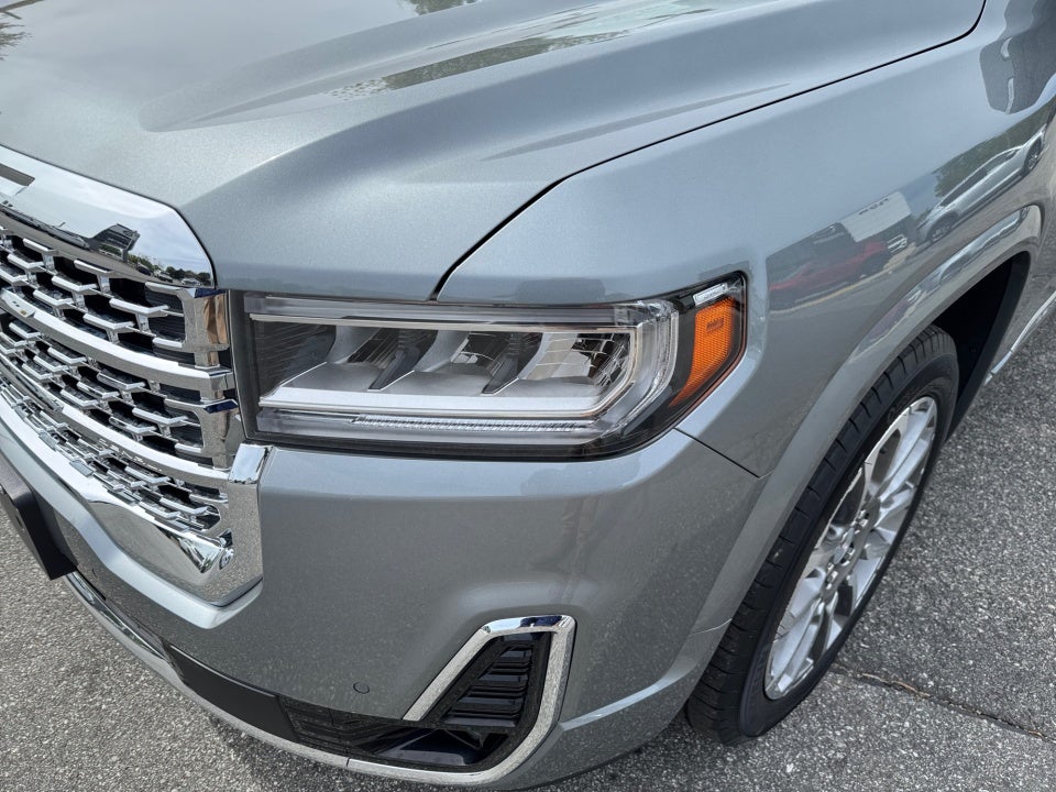 2023 GMC Acadia AWD Denali