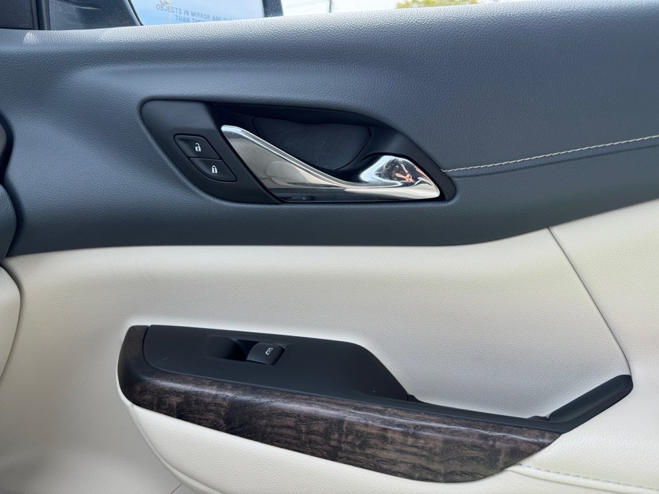 2023 GMC Acadia AWD Denali