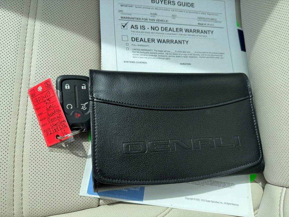 2023 GMC Acadia AWD Denali