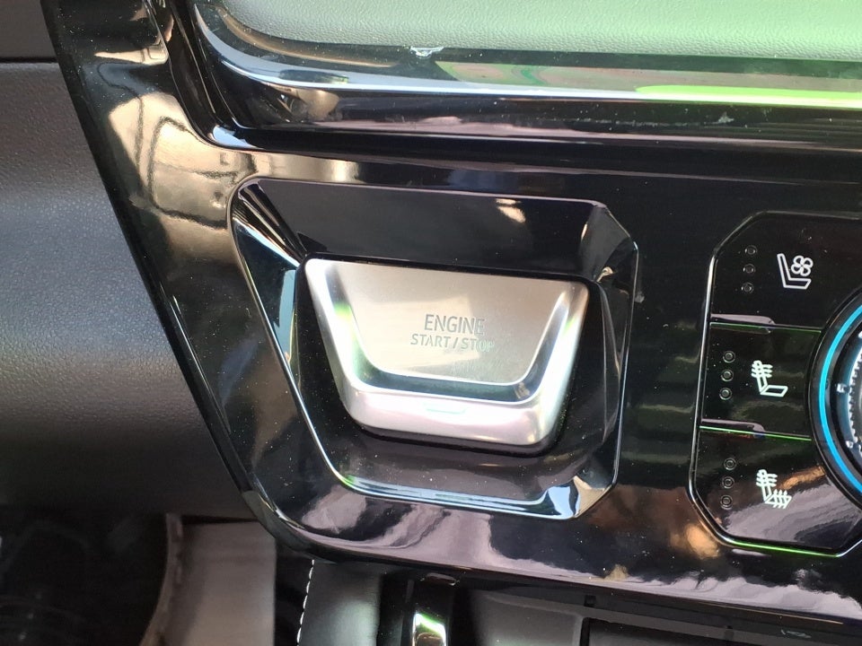 2025 GMC Sierra 2500HD 4WD Crew Cab Standard Bed AT4X