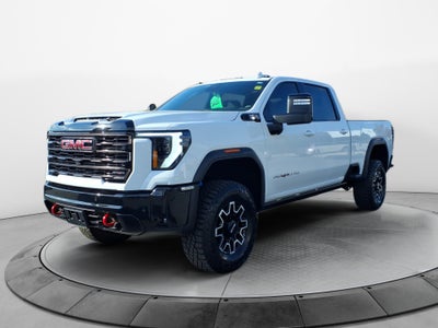 2025 GMC Sierra 2500HD 4WD Crew Cab Standard Bed AT4X