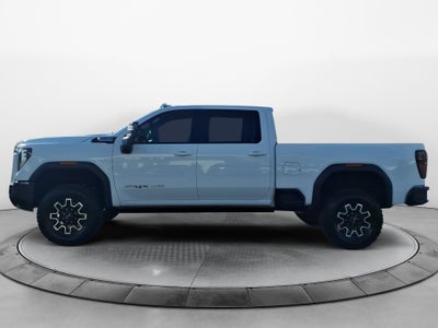 2025 GMC Sierra 2500HD 4WD Crew Cab Standard Bed AT4X