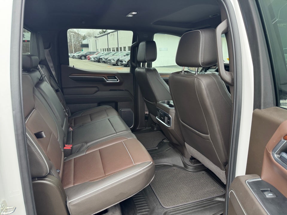 2023 GMC Sierra 1500 4WD Crew Cab Short Box Denali