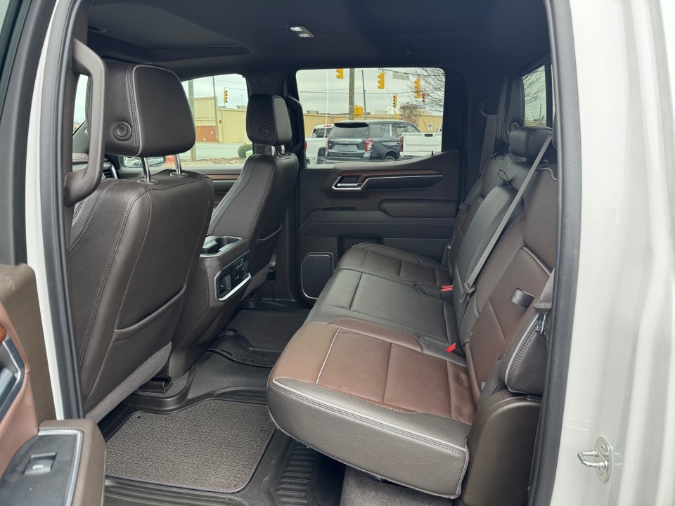 2023 GMC Sierra 1500 4WD Crew Cab Short Box Denali