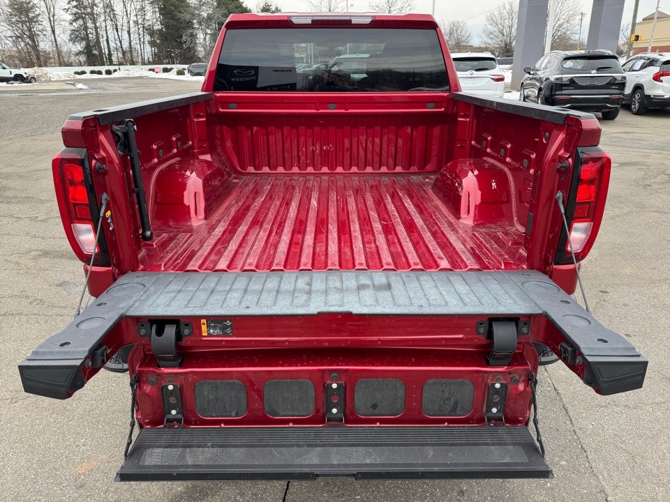 2021 GMC Sierra 1500 4WD Crew Cab Short Box SLE