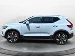 2025 Volvo XC40 B5 Ultra Bright Theme