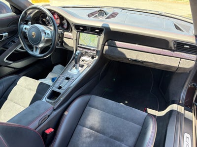 2016 Porsche 911 Carrera GTS