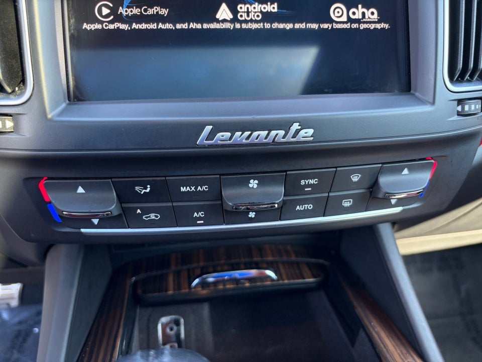 2017 Maserati Levante 