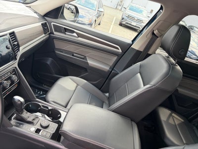 2022 Volkswagen Atlas 2.0T SE w/Technology