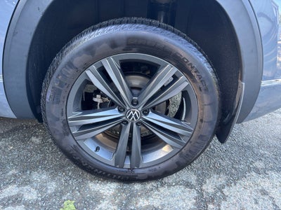 2021 Volkswagen Atlas Cross Sport 3.6L V6 SE w/Technology R-Line