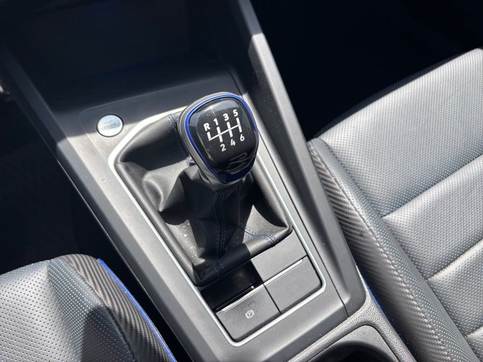 2022 Volkswagen Golf R 2.0T