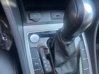 2022 Volkswagen Passat 2.0T Limited Edition